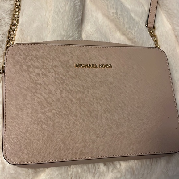 Michael Kors shoulder bag and matching wallet/wristlet - Picture 2 of 5